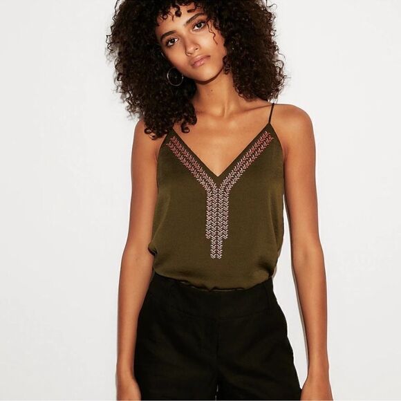 Express Double V Embroidered Downtown Cami L - Picture 1 of 5
